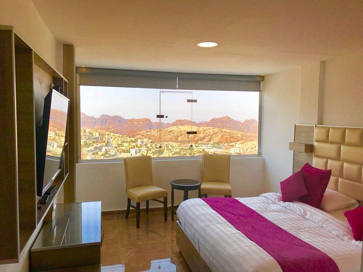 Petra Sella Hotel Wadi Musa Bagian luar foto